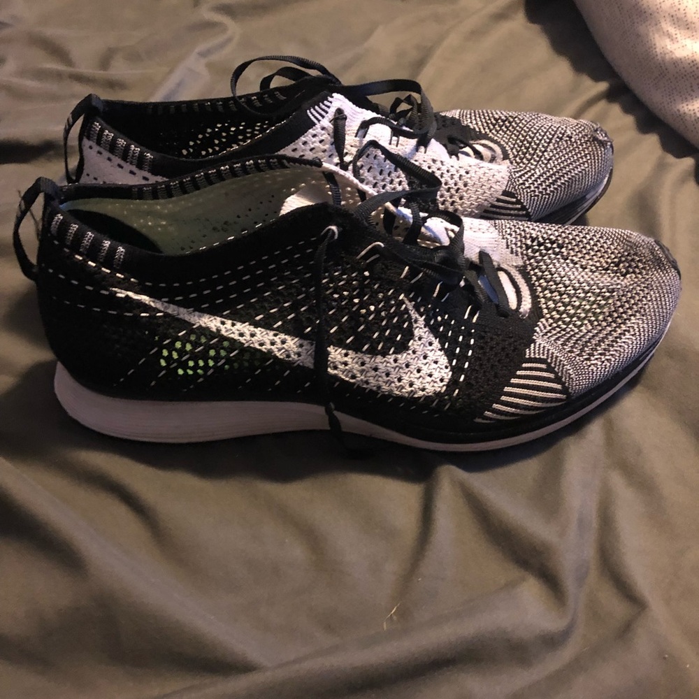 Nike flyknit racers
